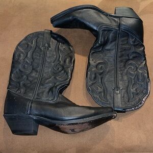 Laredo Black Ankle Boots with Embossed Design